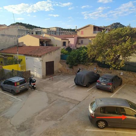 Apartamento Alfredo And Anna Little House'S La Maddalena  Exterior foto