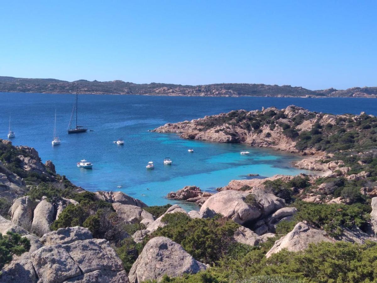 Apartamento Alfredo And Anna Little House'S La Maddalena  Exterior foto